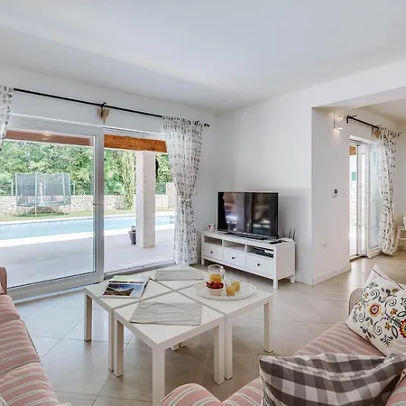 Villa Natasha - Charming Istrian With Private Heated Pool Ruzici (Sveta Nedelja)