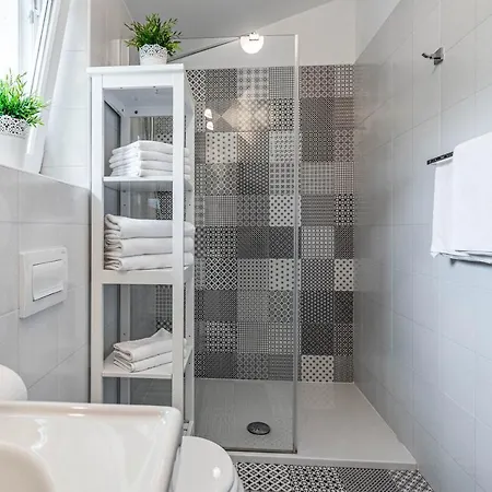 Natasha - Charming Istrian With Private Heated Pool Villa
