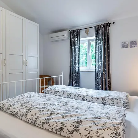 Villa Natasha - Charming Istrian With Private Heated Pool *