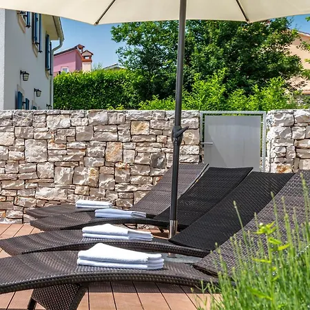 Natasha - Charming Istrian With Private Heated Pool *