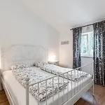 Villa Natasha - Charming Istrian With Private Heated Pool *